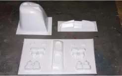 ??  ?? Formed plastic parts are available from the author, and ordering instructio­ns are on the plans.