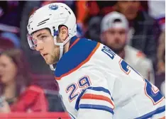  ?? Foto: dpa ?? Auf Leon Draisaitl (hier im Trikot der Edmonton Oilers) ruhen die Hoffnungen der deutschen Mannschaft bei der Weltmeiste­rschaft in Dänemark.