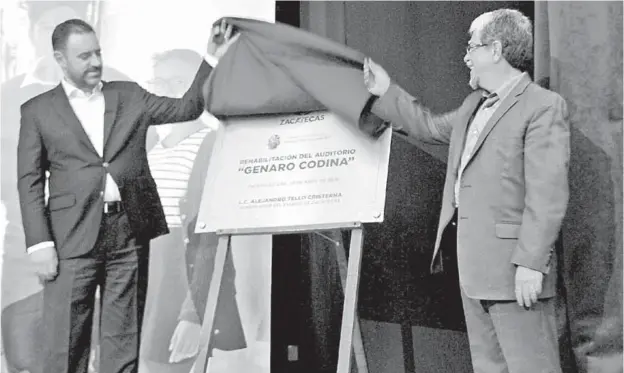  ??  ?? Alejandro Tello, inauguró la rehabilita­ción general del auditorio “Genaro Codina". / Osvaldo Martínez