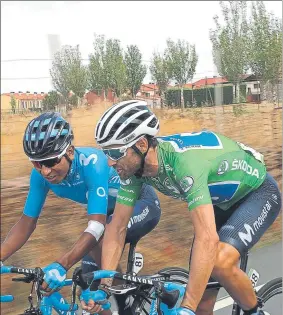  ?? FOTO: EFE ?? Valverde y Quintana rodando juntos en esta Vuelta a España