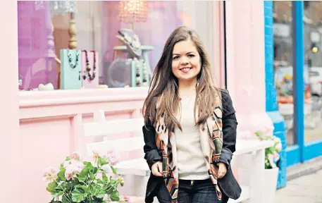  ??  ?? Born teacher: Sinéad Burke is making waves in the fashion industry