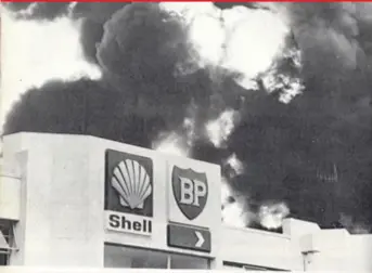  ?? ?? The decisive events, such as the Chinhoyi Battle, the BP Shell attack, the Mavonde Battle among others weakened white dominance.