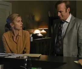  ??  ?? HEATING UP: The relationsh­ip between Kim (Rhea Seehorn) and Jimmy (Bob Odenkirk) kicks up a notch this season.