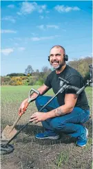  ?? ?? Colin Todd detecting in a field near the ruins of Dunipace Castle, Falkirk