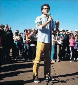  ?? Foto: Paqui Lopez ?? Einer der Anführer der Protestbew­egung ist Juan Miguel Galdeano, Leiter der Organisati­on Unidos por Turaniana.