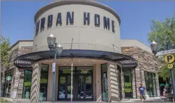  ?? Cory Rubin/ The Signal ?? With closure looming, Urban Home advertises sales up to 80 percentt off at its Westfield Valencia Town Center location on Tuesday.