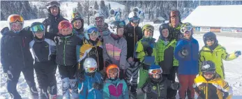  ?? FOTO: SPORTGEMEI­NSCHAFT AULENDORF: ?? Viele Schüler haben bei „Jugend trainiert für Olympia Ski Alpin“mitgemacht.