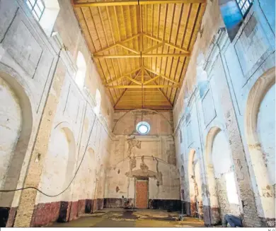  ?? M. G. ?? La antigua iglesia de San Laureano con la cubierta renovada en el año 2020.