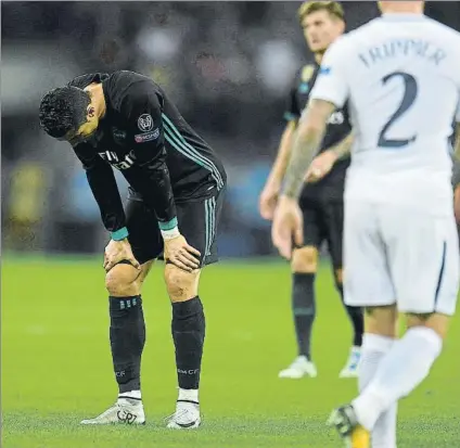  ?? FOTO: GETTY ?? Cristiano Ronaldo marcó, pero su gol en la recta final del partido sirvió para maquillar la goleada que recibió el Real Madrid en Wembley