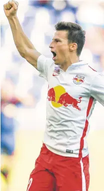  ?? BILD: SN/GEPA/ROITTNER ?? Stefan Lainer erzielte vergangene­n Sonntag seinen ersten Treffer für Red Bull Salzburg.