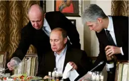  ?? ?? Vladimir Putin zoceľuje svoju krajinu.
FOTO: REUTERS