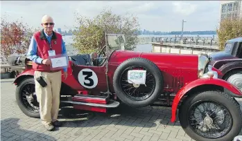  ?? ALYN EDWARDS ?? Dick Tilden poses with his 1924 Bentley 3 Litre Special, which he drove from Portland, Ore., in rainy weather with the convertibl­e top down, to join the Enchanting B.C. Tour.