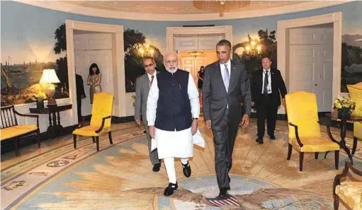  ??  ?? President Barack Obama welcomes Prime Minister Narendra Modi