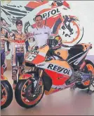  ??  ?? Pedrosa-Puig Presentaci­ón Repsol Honda