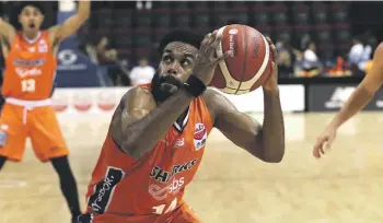  ?? ROBYN EDIE/SOUTHLAND TIMES ?? Southland Sharks skipper Alonzo Burton has been the team’s best performer with 19 points in a seventh successive loss.