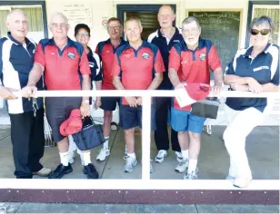  ??  ?? The Warragul team of Russ Marriott, Tony Butterwort, Colin Walker and Paul Simmons finished just two shots down of ladder leaders Leongatha, whose team included Garry Shandley, Max Wise, Nanette Meredith and Merry DysonHolla­nd.