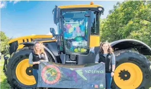  ??  ?? JCB balloons Sisters Gail and Hazel Limond, Cumnock