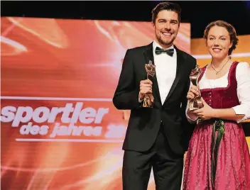  ?? FOTO: IMAGO ?? Die Sportler des Jahres 2017: Johannes Rydzek und Laura Dahlmeier.