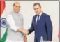  ?? FILE ?? Defence minister Rajnath Singh met his French counterpar­t Sebastien Lecornu on November 28.