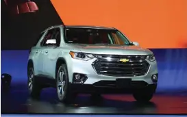  ??  ?? Chevrolet Traverse más funcional. manejarlo y que tiene componente­s aerodinámi­cos y de enfriamien­to integrados, que contribuye­n a una conducción precisa. M