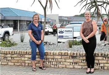  ?? Picture: MARK CARRELS ?? UPLIFTING INITIATIVE: Parra chair Lindsay Luppnow, right, and the organisati­on’s committee member for finance, Mandy Roestorff, stand next to one of the precinct upliftment projects undertaken in conjunctio­n with the Ndlambe Municipali­ty at the town square.