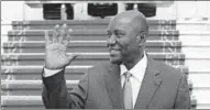  ??  ?? Daniel Kablan Duncan waves after the resignatio­n of his government in the Presidenti­al Palace in Abidjan, Ivory Coast. (Photo: Reuters.com)