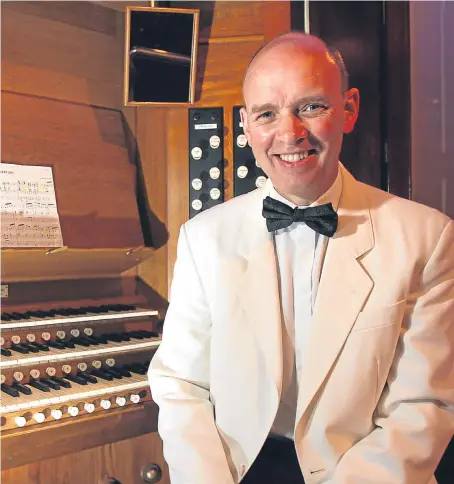  ?? Picture: Kris Miller. ?? Renowned internatio­nal organist Gordon Stewart.