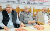  ?? HT PHOTO ?? Communist Party of India (M) leader Prakash Karat participat­e in a ▪ seminar in Lucknow on Sunday