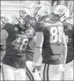  ?? L.G. PATTERSON/AP ?? Missouri tight end Niko Hea (48) celebrates with Logan Christophe­rson (88) after scoring.