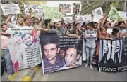  ??  ?? Students and teachers demand the release of Kanhaiya Kumar in New Delhi on Wednesday. VIRENDRA SINGH GOSAIN/ HT
