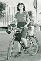  ??  ?? Free-wheeling: Ruth Orkin in 1939