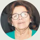  ??  ?? Carmen Aguilar de Hernández Se desempeñó como maestra por varios años. Luego se convirtió en emprendedo­ra y fundó el primer supermerca­do en Comayagua. Junto a su esposo promoviero­n el negocio Delicias del Carmen.