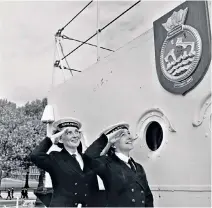  ??  ?? Heather Chasen (left) and Judy Cornwell publicisin­g
The Navy Lark in 1961