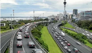  ??  ?? Two major projects aiming to unclog Auckland roads will be decided by boards of inquiry.