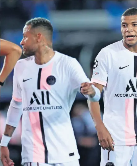  ??  ?? Neymar, Mbappé y Messi, tras el partido ante el Brujas del pasado miércoles.