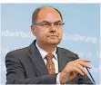  ?? FOTO: JÖRG CARSTENSEN/DPA ?? Christian Schmidt (CSU) war von 2014 bis 2018 Verbrauche­rschutzmin­ister.