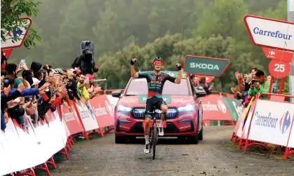  ?? ?? Lennard Kämna (Bora-Hansgrohe) crosses the line on Sunday’s summit finish. Photograph: Alexander Hassenstei­n/Getty Images