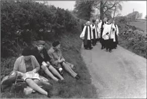  ??  ?? Wells dressing procession, Tissington, Derbyshire, 1977