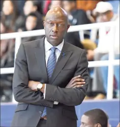  ?? Mitchell Layton / Getty Images ?? Yale men’s basketball coach James Jones takes in the action against Howard during a January game in Washington, D.C.