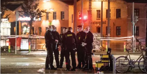  ??  ?? En kvinde blev ramt af et skud i venstre balde, da der blev skudt vildt på Nørrebro.