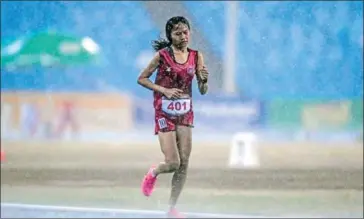  ?? SPM ?? Bou Samnang captured the hearts of millions, for her gutsy showing in the 5,000m at the 32nd SEA Games.