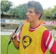  ??  ?? 2006 kam Christian Adrianowyt­sch als junger Spieler zum TSV Aindling. Im Sommer kehrt er als erfahrener Spielertra­iner zurück.