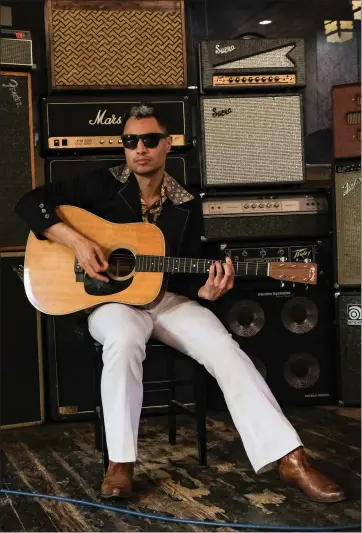  ?? COURTESY OF JANETTE BECKMAN ?? José James’ new album, “1978,” dwells on the hypnotic grooves and pan-african sound found in late ’70s soul and R&B.