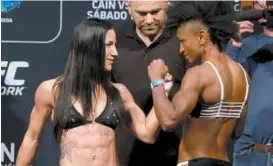  ??  ?? Tecia Torres y Angela Hill estarán en el único duelo femenil de la velada