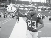  ?? MICHAEL CONROY/AP ?? Frank Gore has played the last three years with the Indianapol­is Colts after spending his first 10 seasons in San Francisco.