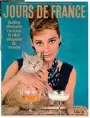  ??  ?? Breakfast at Tiffany’s
Jours de France