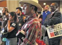  ?? Jerry Lara / Staff file photo ?? A public hearing on a proposal for the city’s paid sick leave ordinance is held at the Council Chambers in August.