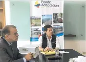  ??  ?? Iván Mustafá y Eduardo Verano durante la reunión realizada ayer en Bogotá.