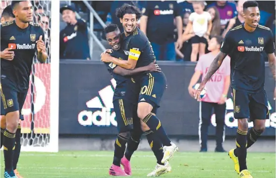  ?? REUTERS ?? Carlos Vela celebra su gol en el partido de ayer ante Red Bull.