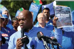  ?? TIMOTHY BERNARD Independen­t Newspapers ?? DA GAUTENG premier candidate Solly Msimanga holds a media briefing at Liliesleaf Farm in Rivonia yesterday. He spoke about 30 years of failed promises by the governing party. |